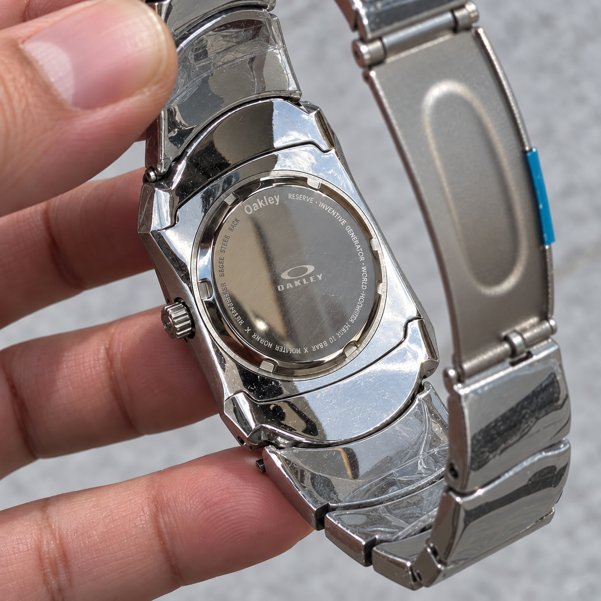 Oakley Time Bomb Titanium Watch – Pink Dial