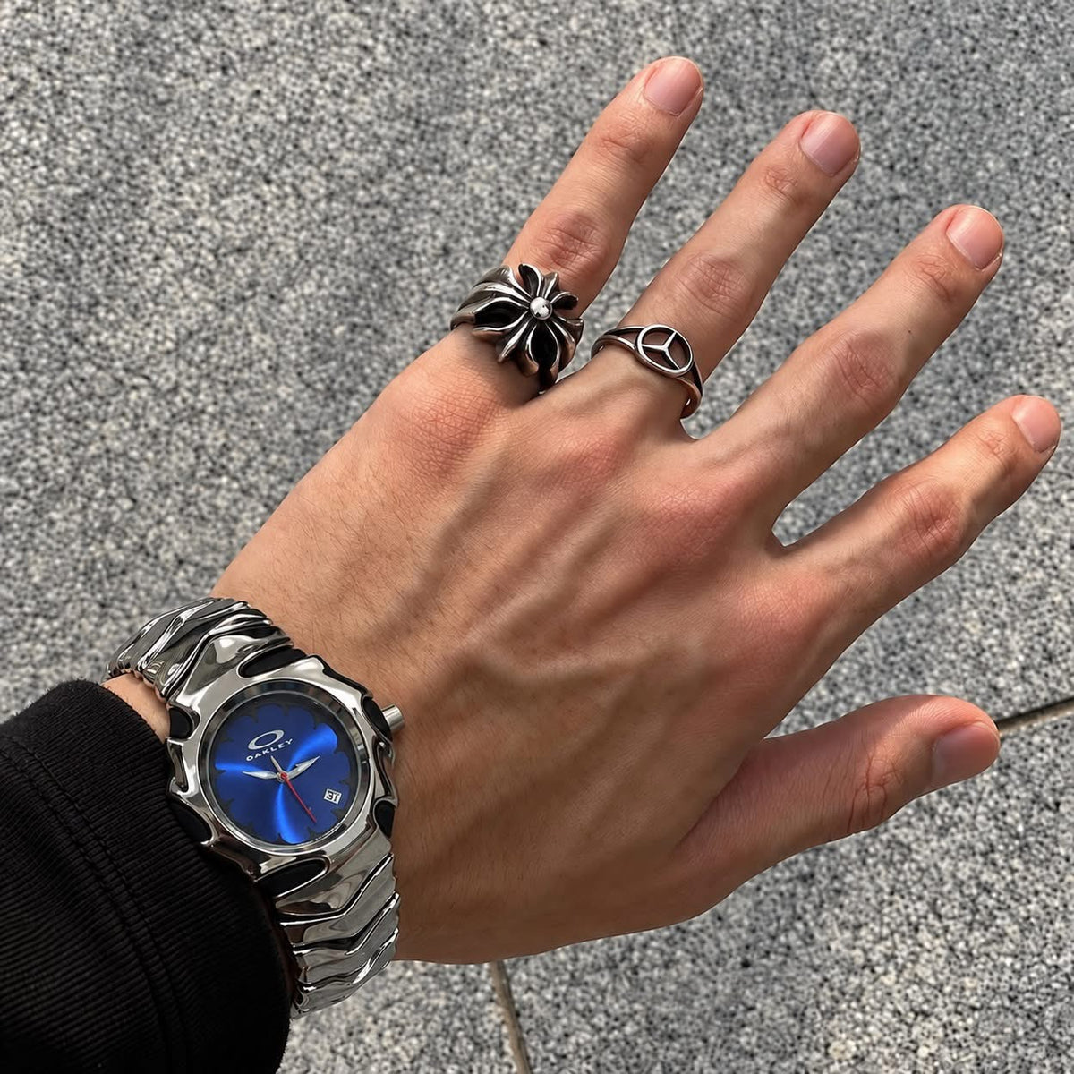 Oakley Blade Watch – Blue Flower Dial, Polished Bracelet
