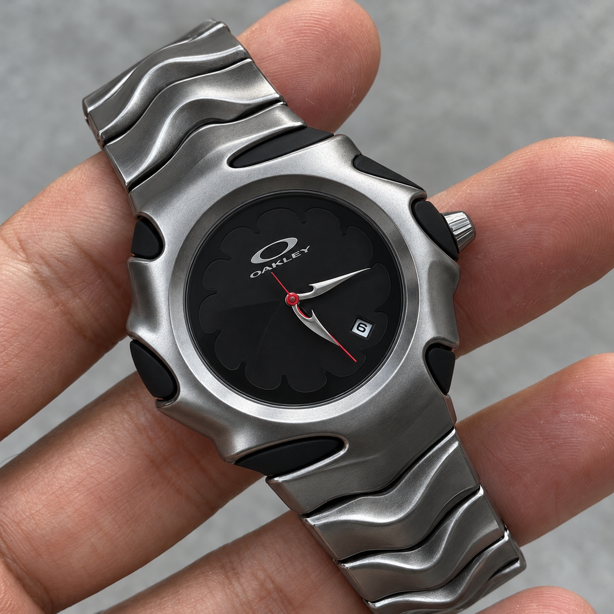 Oakley Blade Watch – Black Flower Dial, Matte Bracelet