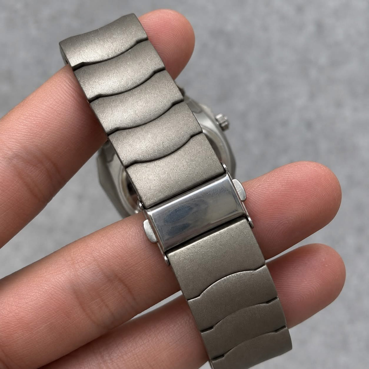 Oakley Time Bomb Titanium Watch – White Dial