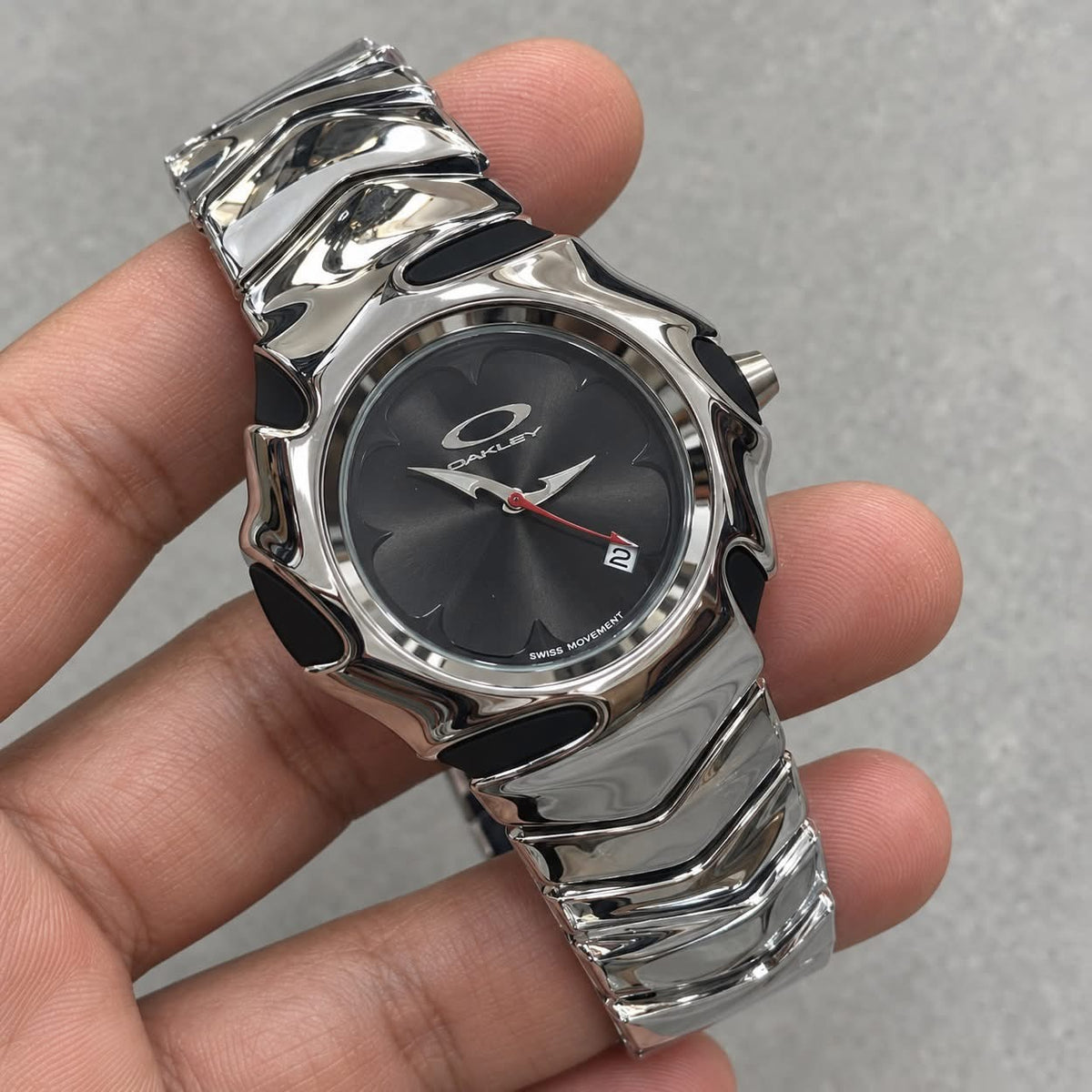 Oakley Blade Watch – Black Flower Dial, Polished Bracelet