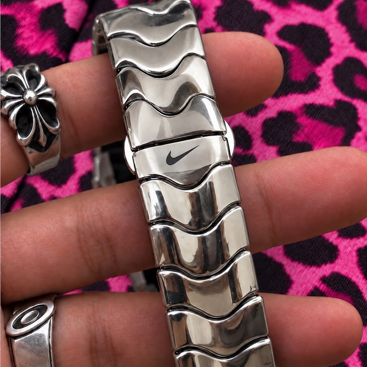 Vintage Nike Triax Armored WR0068 – Custom Stüssy Pink Leopard Watch