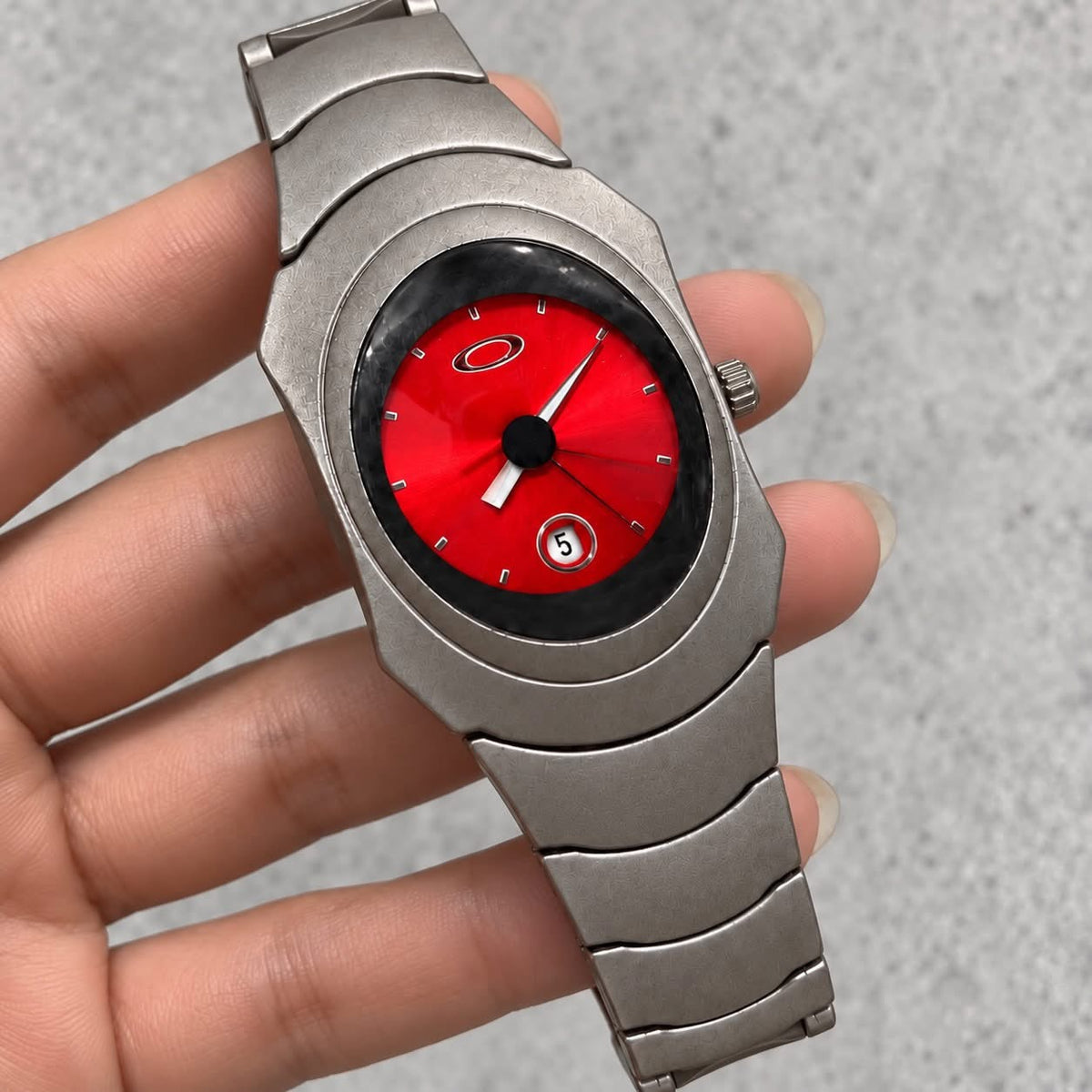 Vintage Oakley Time Bomb Titanium Cannon Red Watch – 10-009