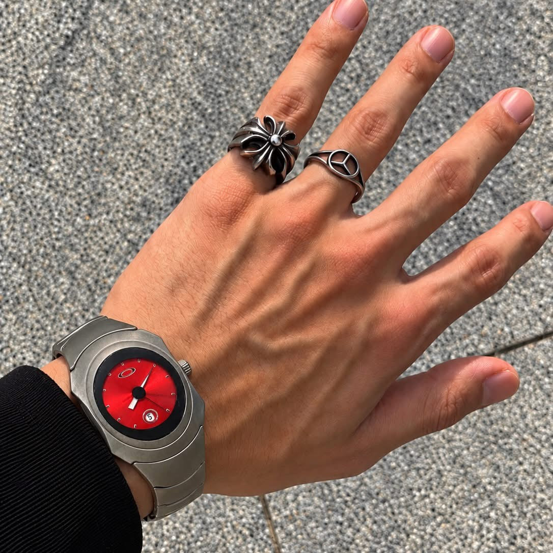 Vintage Oakley Time Bomb Titanium Cannon Red Watch – 10-009
