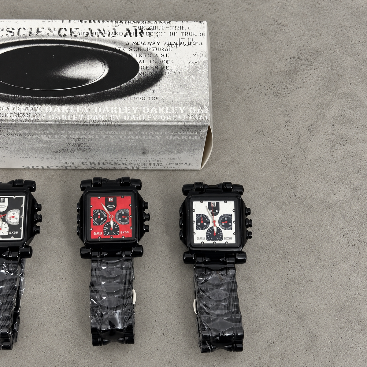 Oakley Square Analog Watch – Black Bracelet | 4 Dial Colours